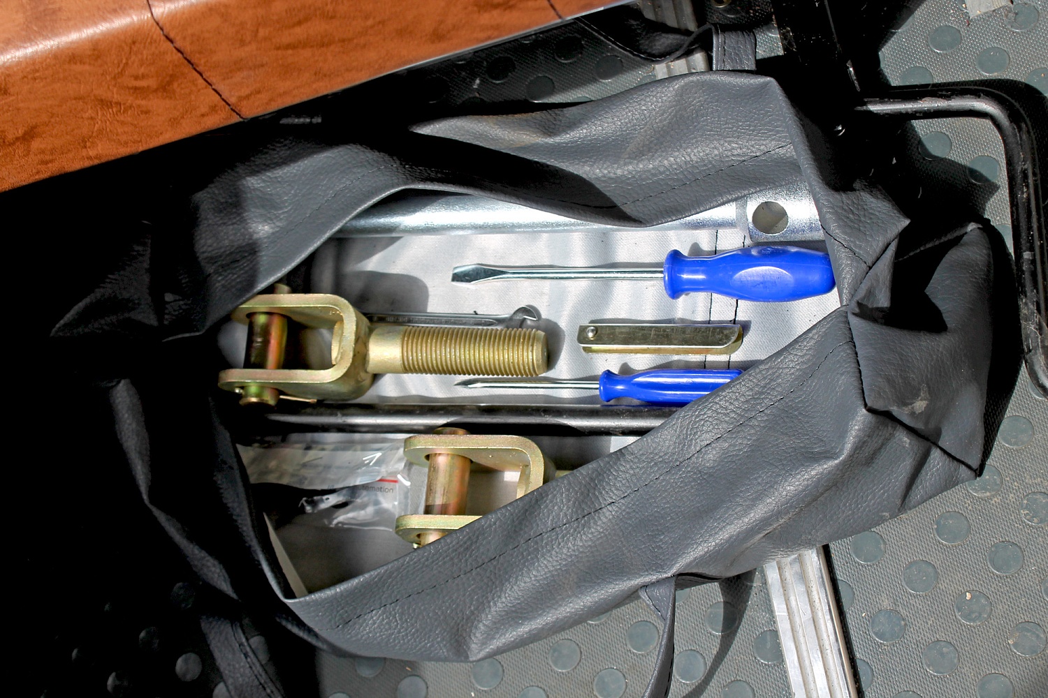 Автобус ПАЗ-320601-04 (4х4)